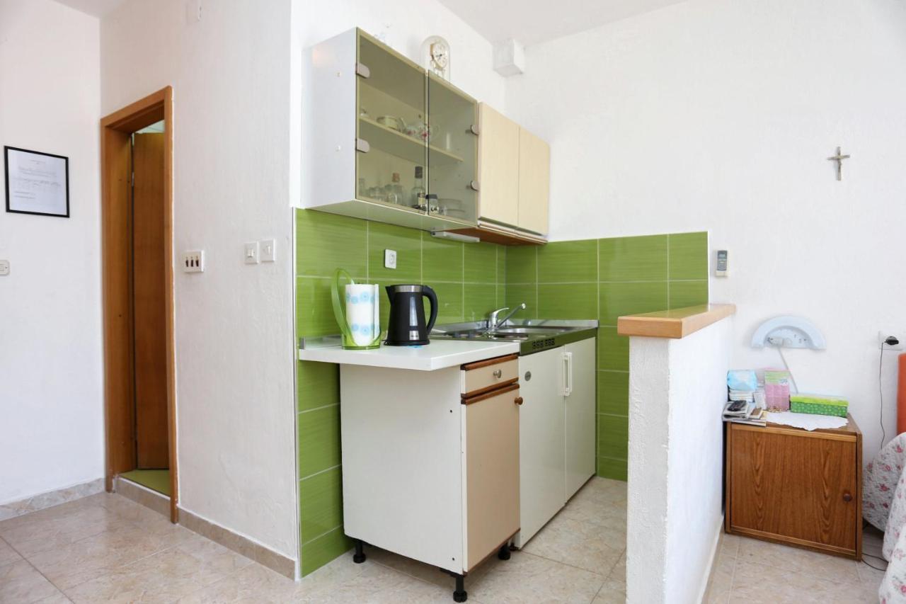 Apartments By The Sea Marusici, Omis - 1024 Mimice Exterior photo